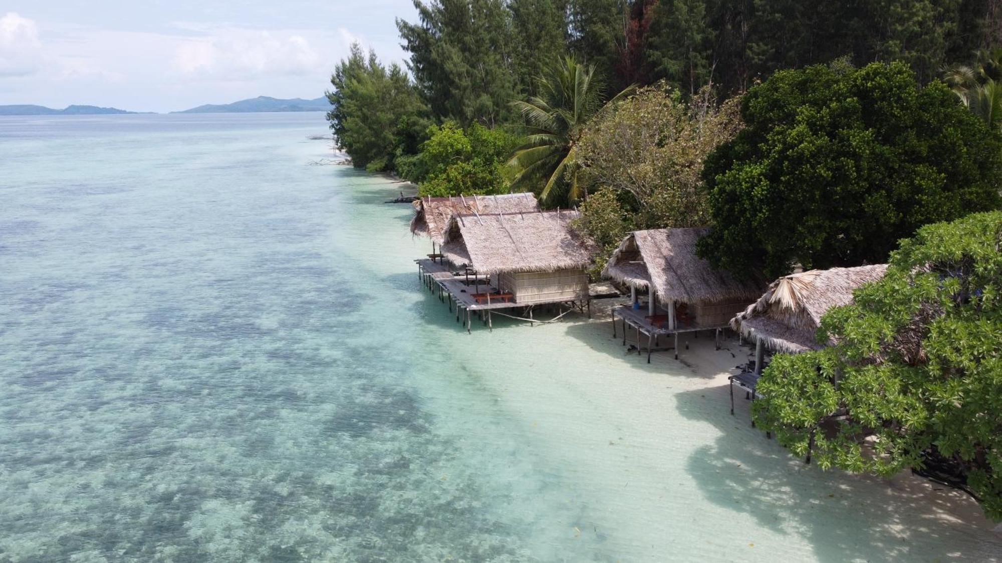 Coco Huts Guest House Waisai Luaran gambar